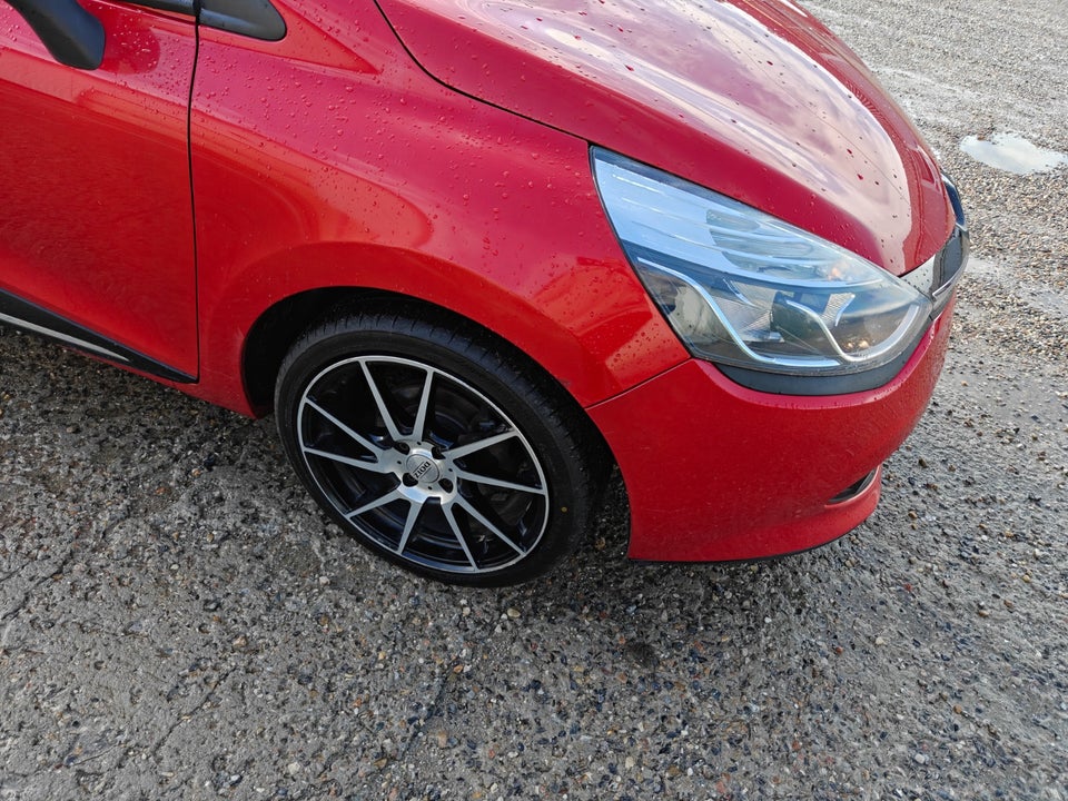 Renault Clio IV 1,5 dCi 75 Expression 5d