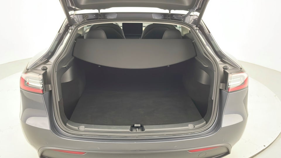 Tesla Model Y Long Range AWD 5d