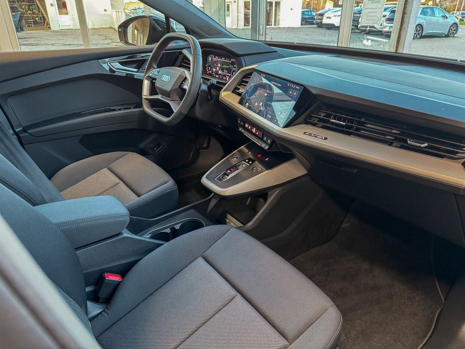 Audi Q4 e-tron 45 Progress 5d