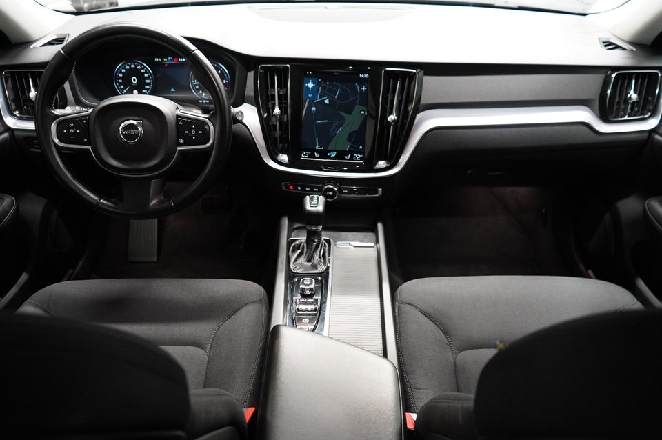 Volvo V60 2,0 D4 190 Momentum aut. 5d