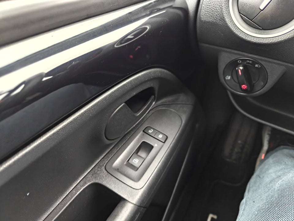 VW Up! 1,0 60 Take Up! BMT 5d