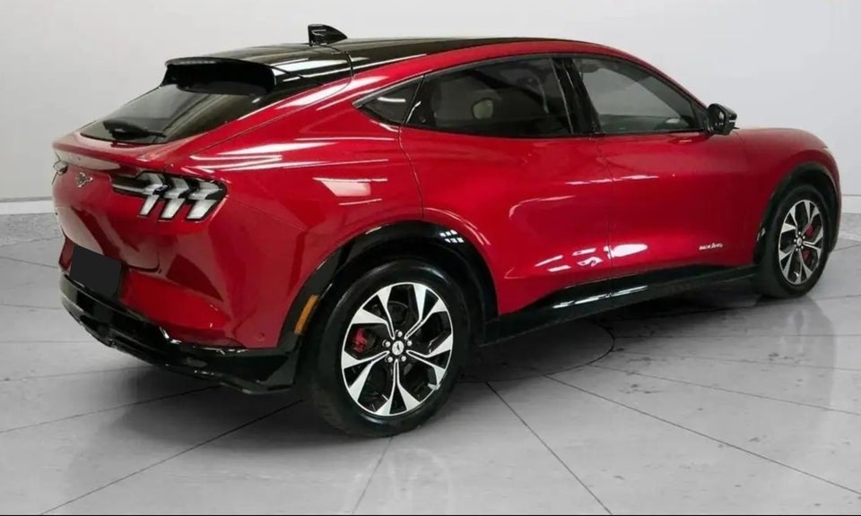 Ford Mustang Mach-E 98 First Edition Extended Range AWD 5d