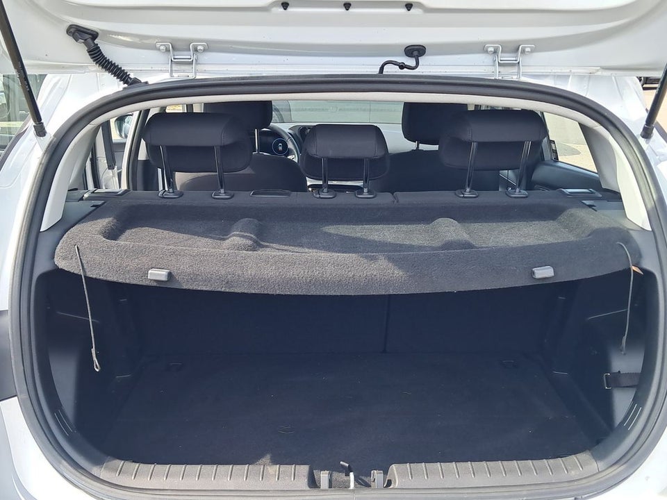 Hyundai i20 1,2 MPi Essential 5d