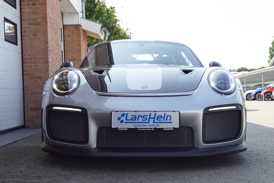 Porsche 911 GT2 RS 3,8 Coupé PDK 2d
