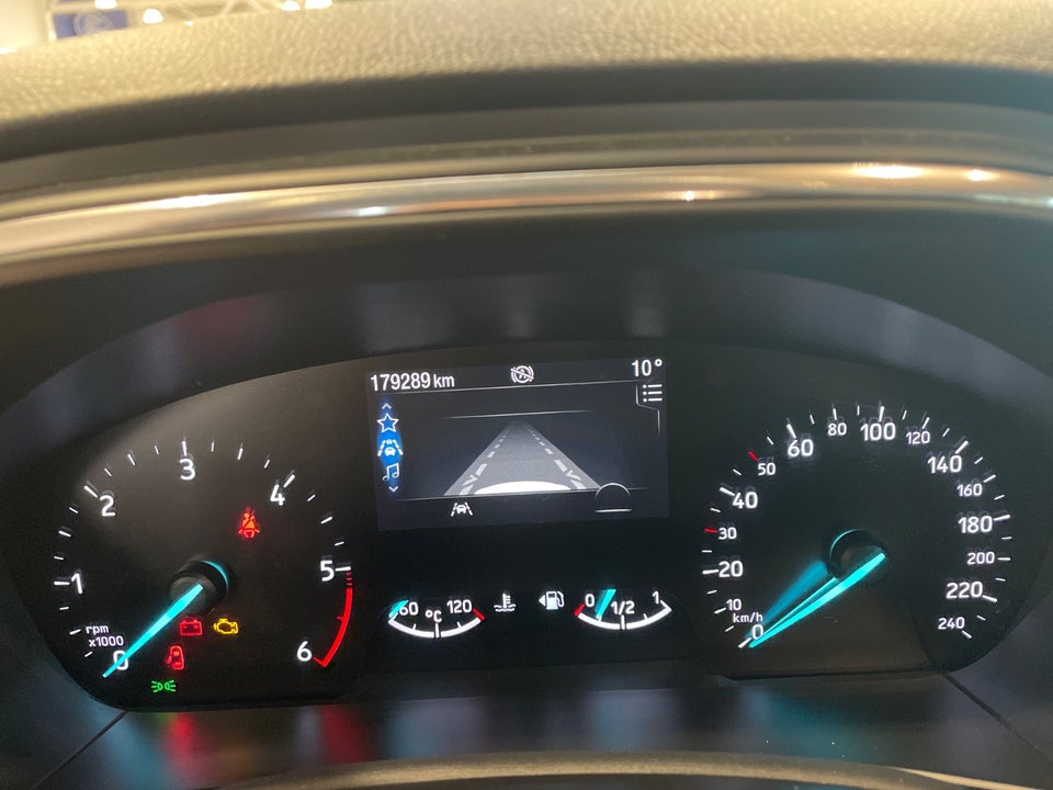 Ford Focus 1,5 EcoBlue Titanium 5d