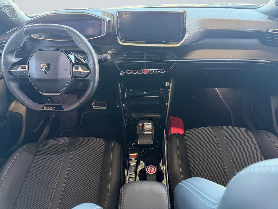 Peugeot e-2008 54 GT 5d