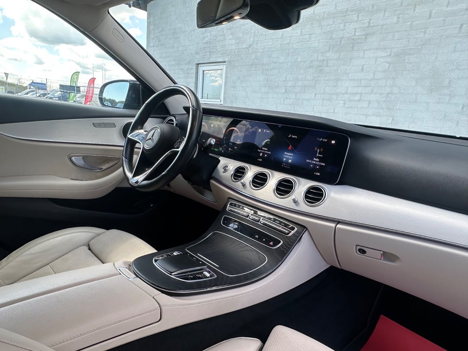 Mercedes E300 de 2,0 Avantgarde stc. aut. 5d