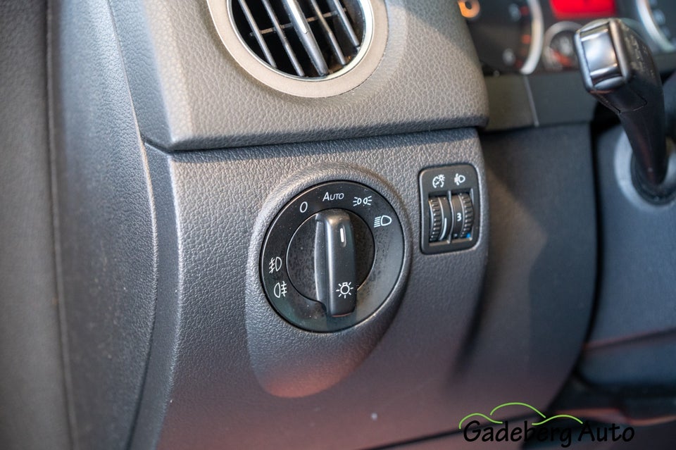 VW Tiguan 2,0 TDi 140 Sport & Style Tiptr. 4Motion 5d