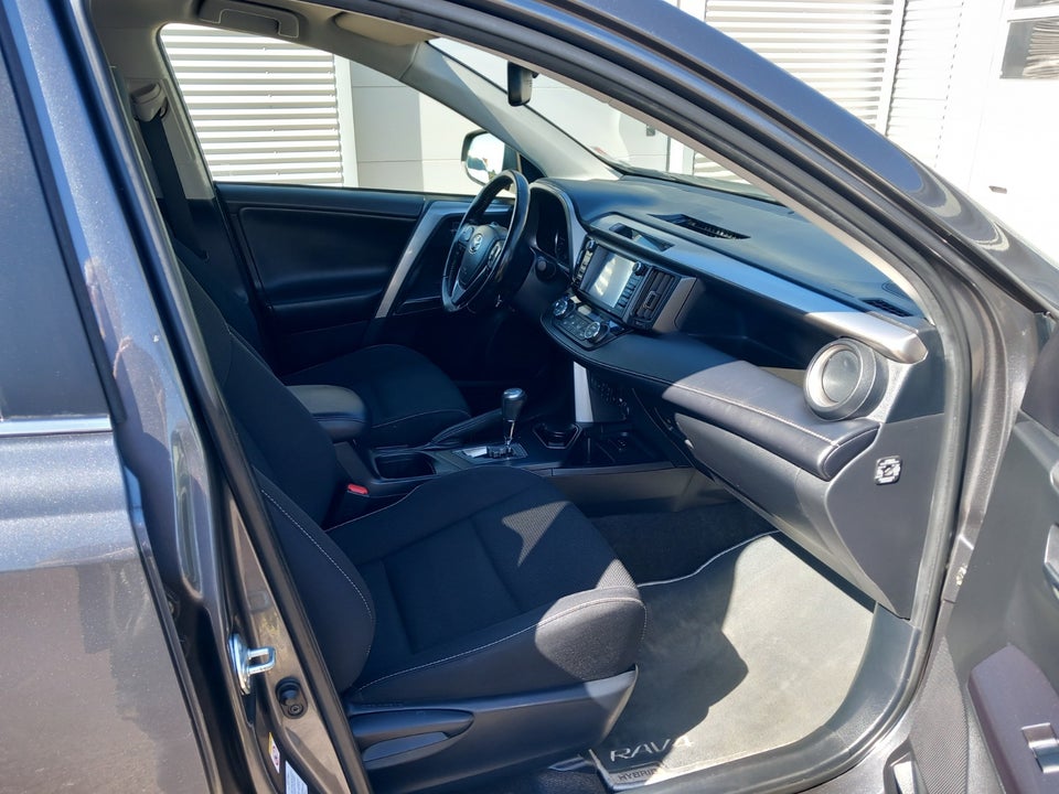 Toyota RAV4 2,5 Hybrid H3 MDS 4x4 Van 5d