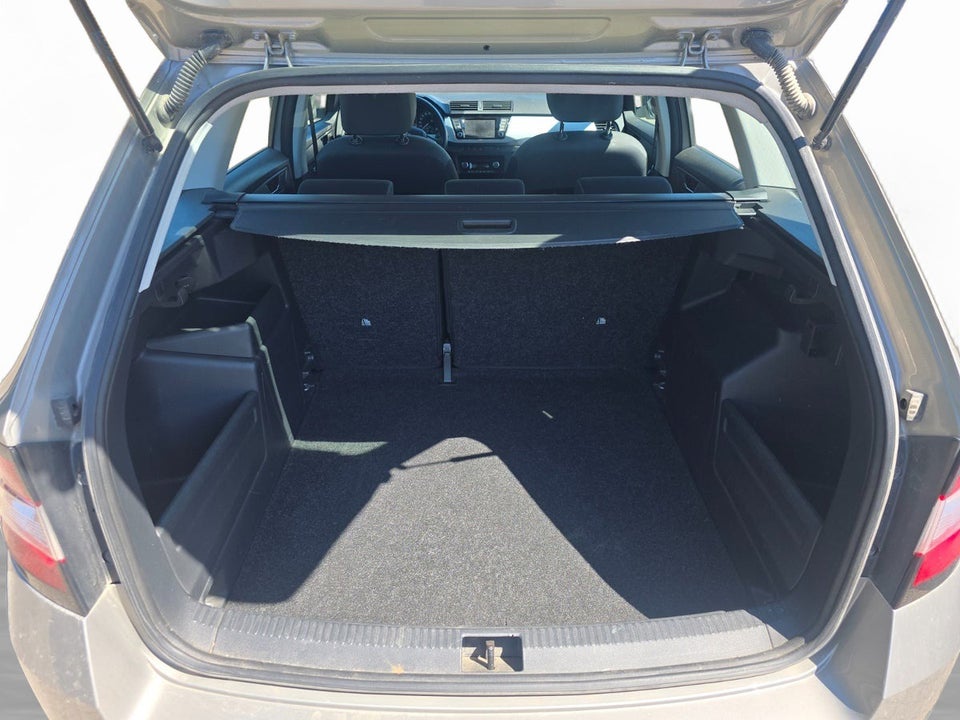 Skoda Fabia 1,0 TSi 110 Ambition Combi DSG 5d