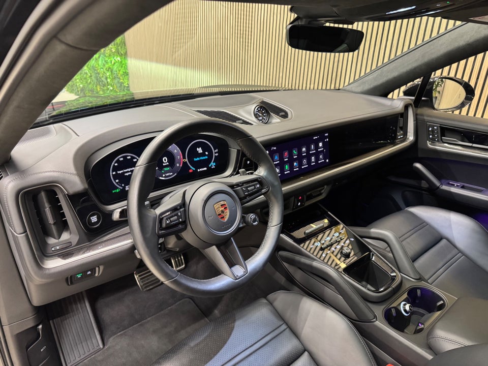 Porsche Cayenne 3,0 E-Hybrid Coupé Tiptr. 5d