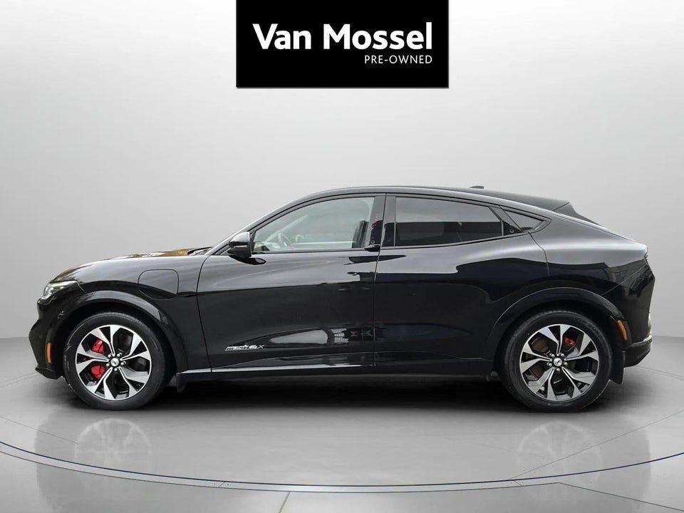 Ford Mustang Mach-E 98 Extended Range AWD 5d