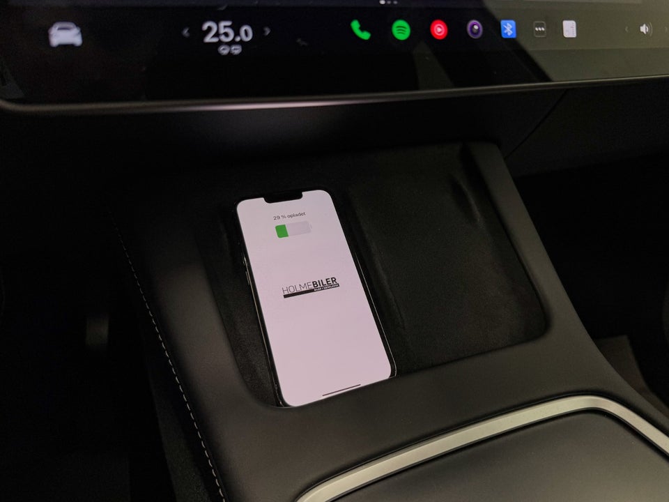Tesla Model Y Long Range AWD 5d