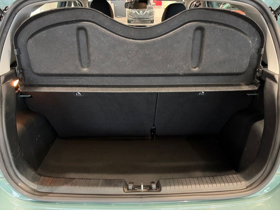 Hyundai i10 1,0 MPi Essential AMT 5d