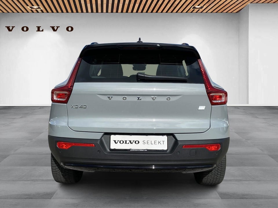 Volvo XC40 ReCharge Extended Range Plus 5d