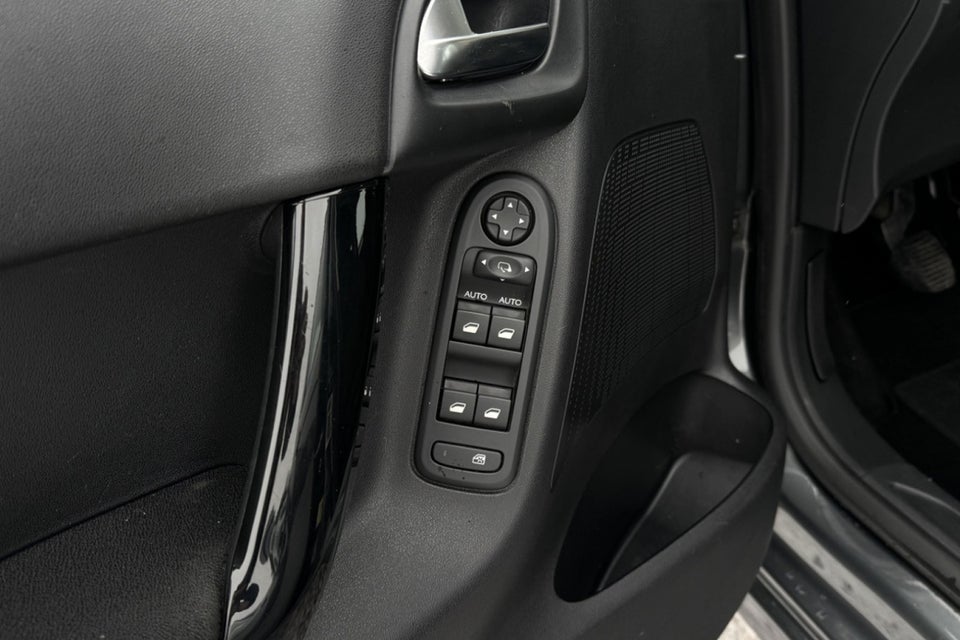 Citroën C3 1,6 BlueHDi 100 Seduction Complet 5d