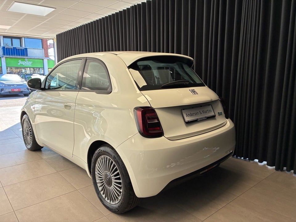 Fiat 500e 42 Icon 3d