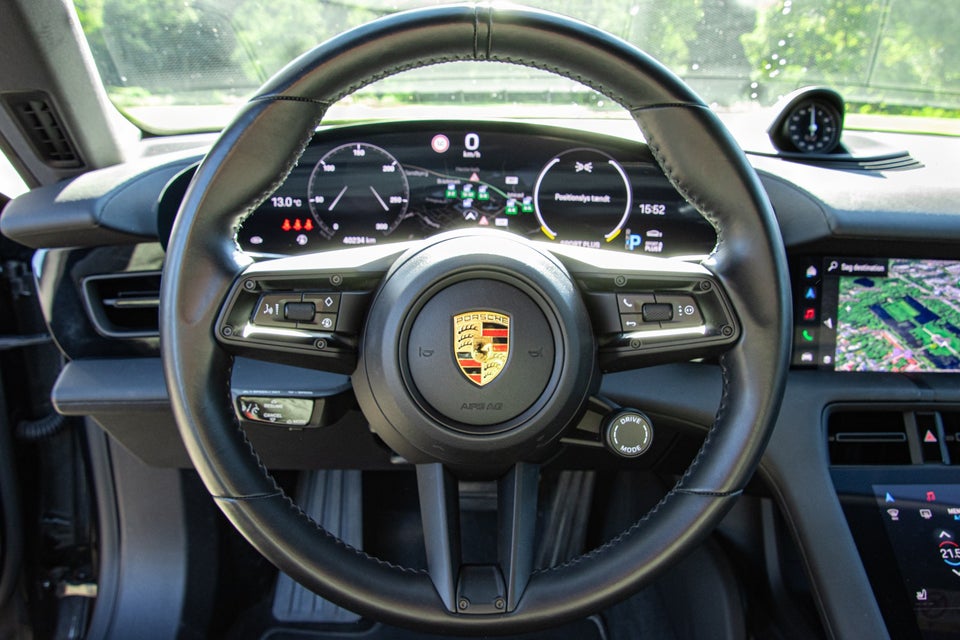 Porsche Taycan 4 Performance+ Cross Turismo 5d