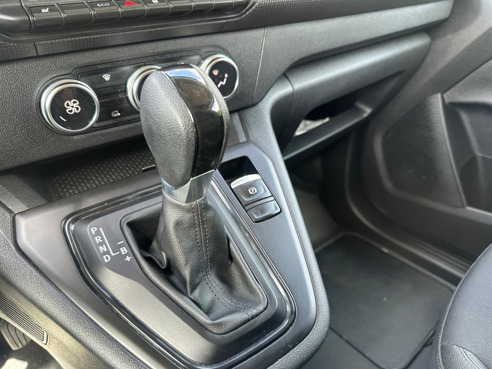 Renault Kangoo E-Tech L2 Van