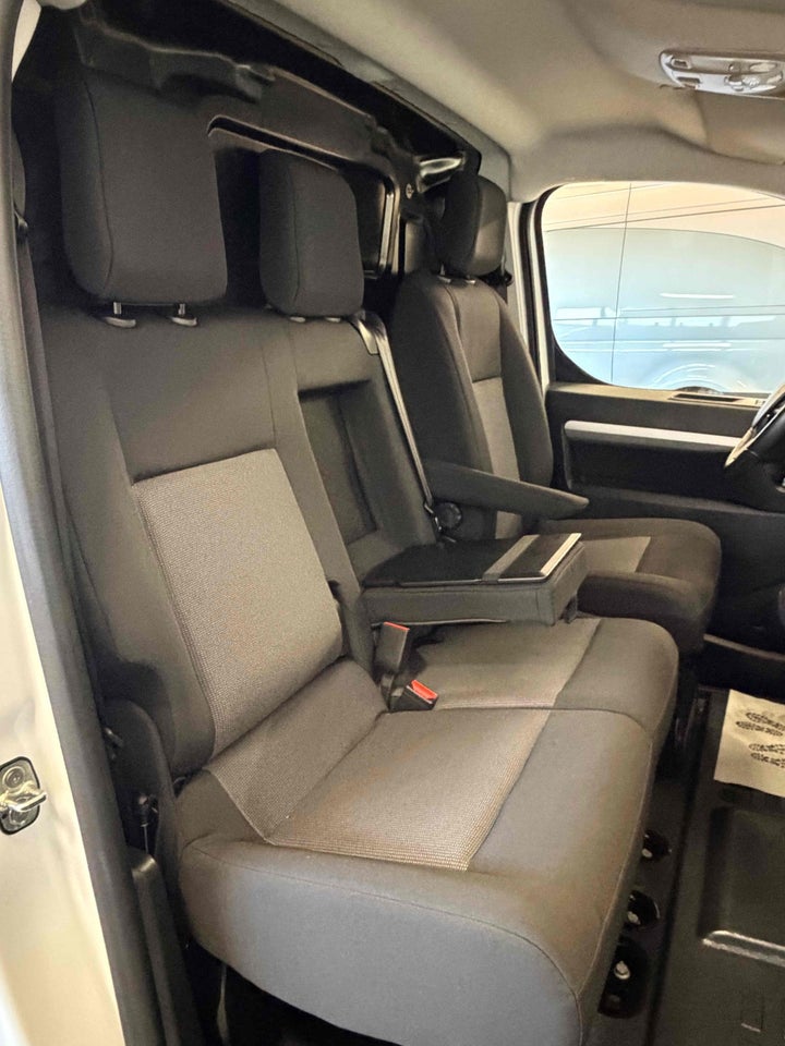 Peugeot e-Expert 75 L2 Premium Van