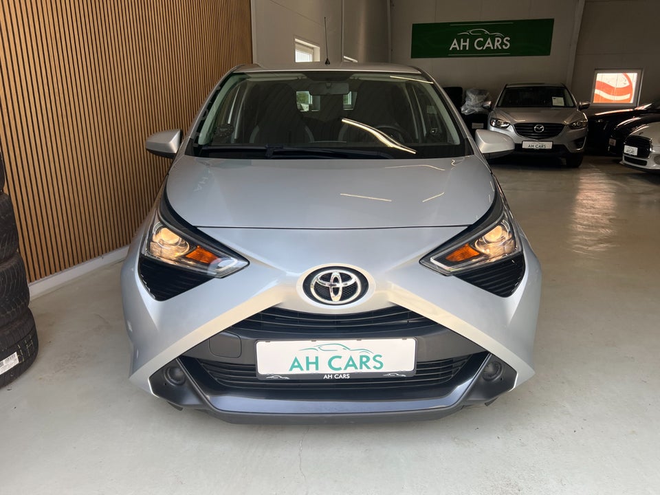 Toyota Aygo 1,0 VVT-i x-pression 5d