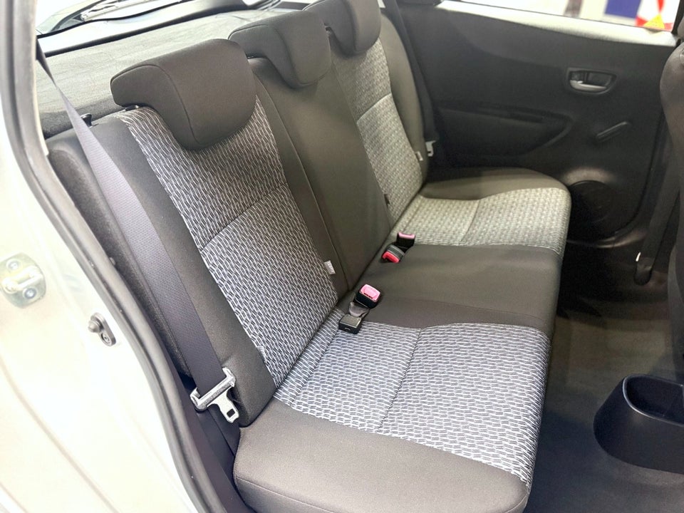 Toyota Yaris 1,0 VVT-i T2 5d