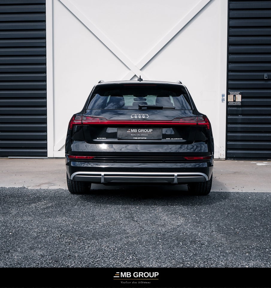 Audi e-tron 55 S-line quattro 5d