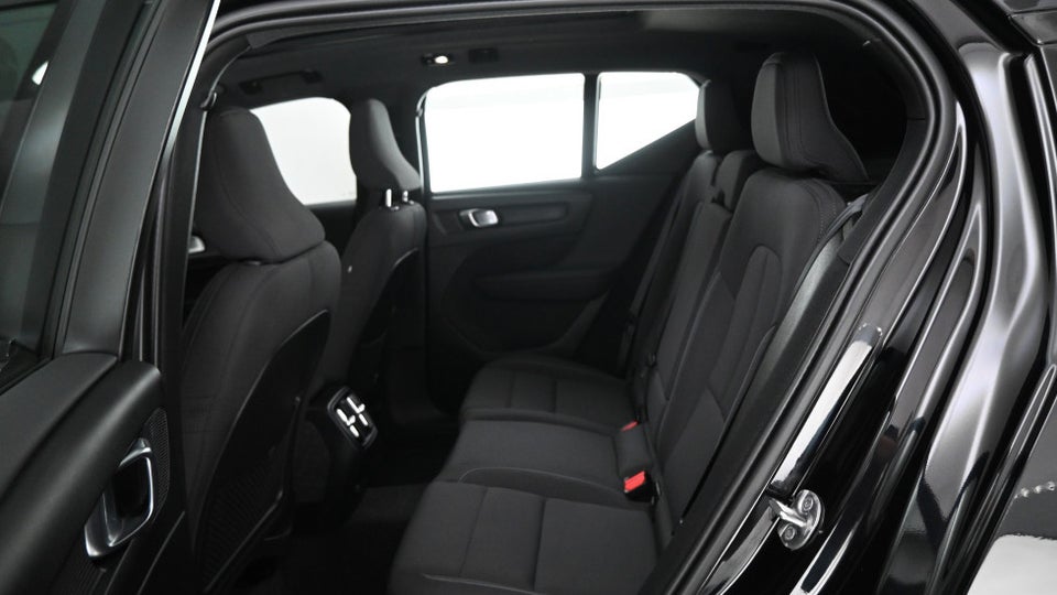 Volvo EX40 Twin Black Edition 5d