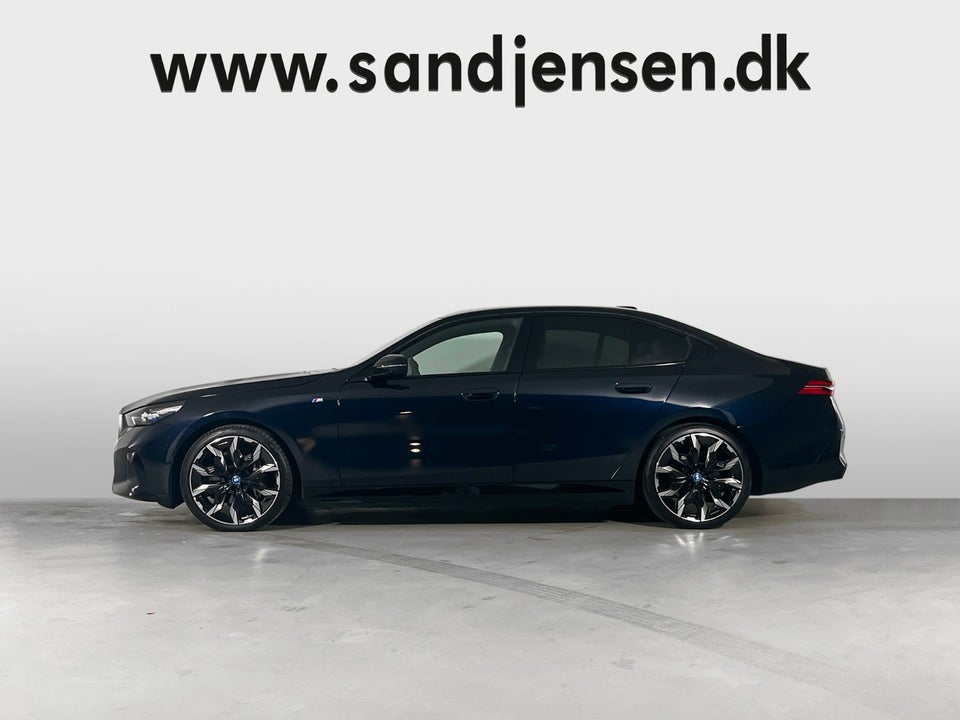 BMW i5 eDrive40 M-Sport 4d