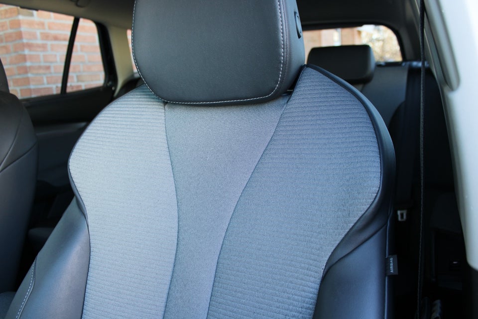 Skoda Enyaq 60 iV Clever Loft 5d