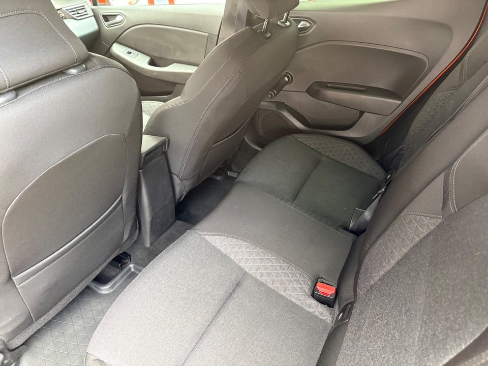 Renault Clio V 1,0 TCe 100 Intens 5d