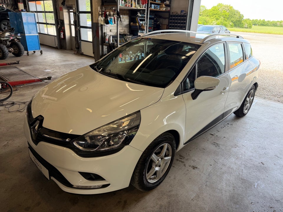 Renault Clio IV 1,5 dCi 90 Zen Sport Tourer 5d
