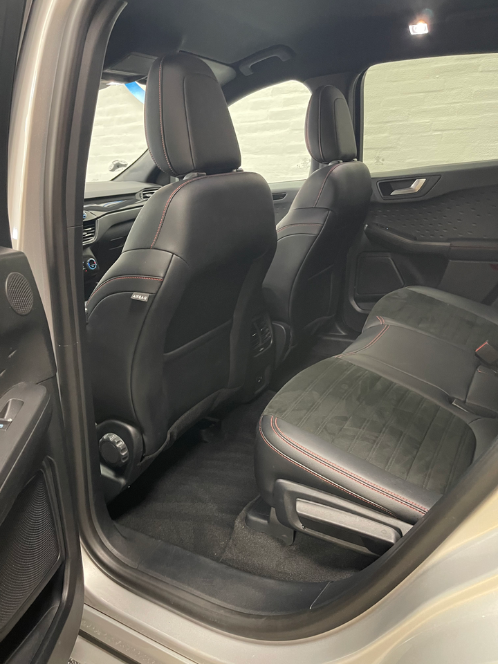 Ford Kuga 2,5 PHEV ST-Line X CVT 5d