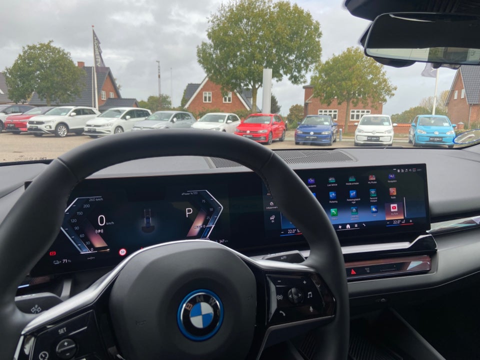 BMW i5 eDrive40 Sport Line 4d