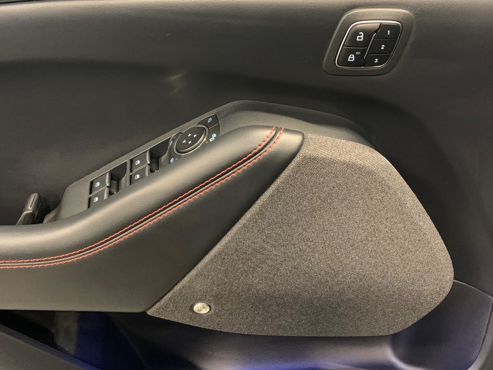 Ford Mustang Mach-E 75 Premium Standard Range AWD 5d