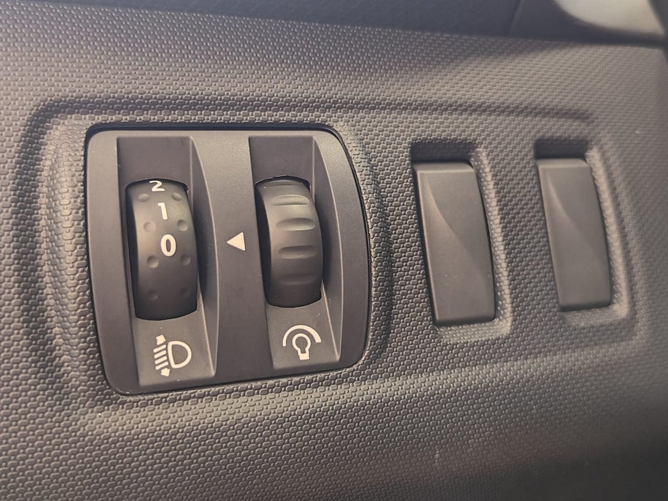 Renault Clio IV 1,5 dCi 75 Expression Sport Tourer Van 5d