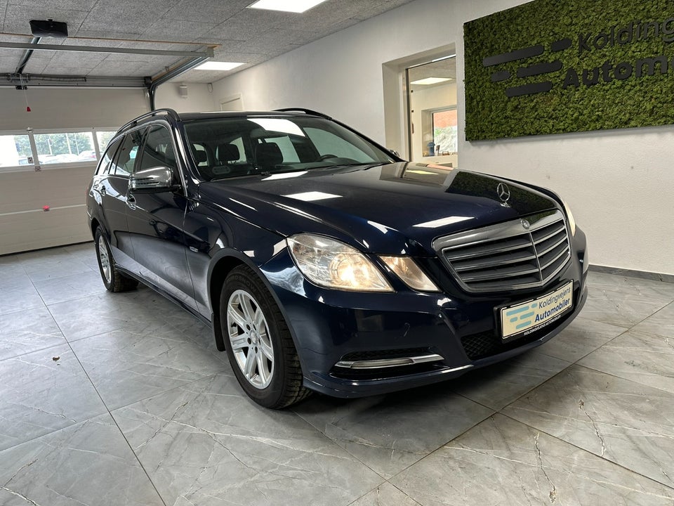 Mercedes E200 2,2 CDi stc. aut. BE 5d