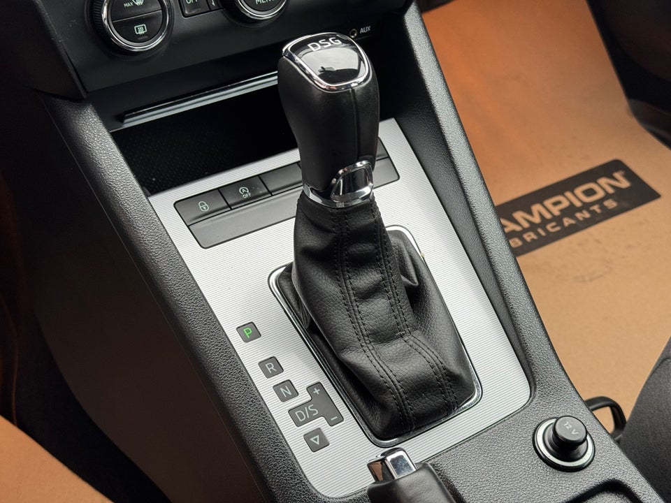 Skoda Octavia 1,6 TDi 110 Style Combi DSG 5d