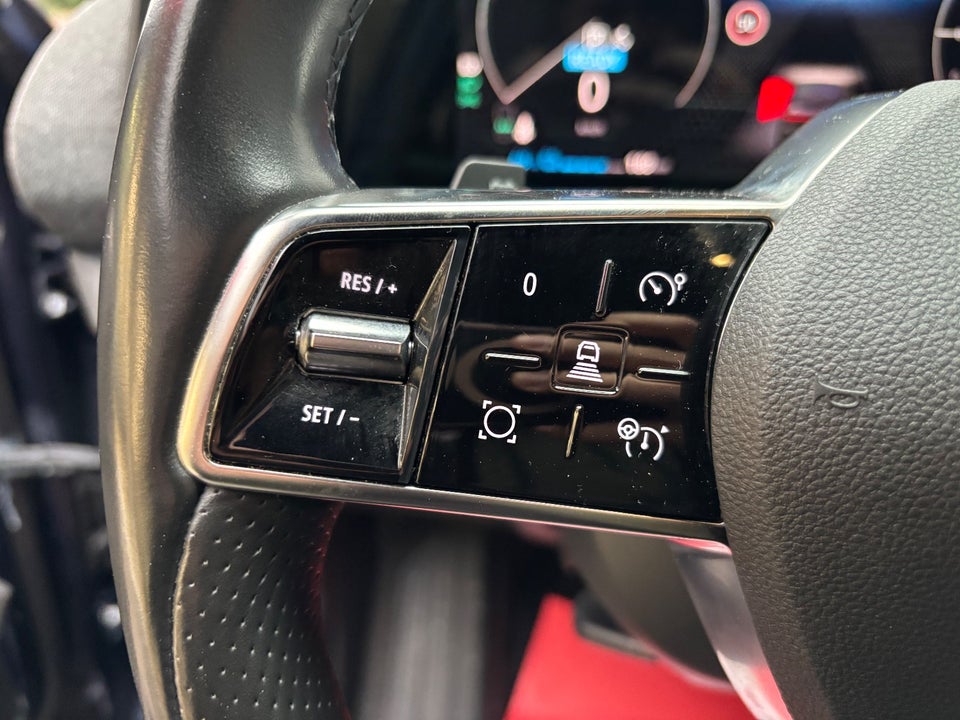 Renault Megane E-Tech 60 Techno 5d