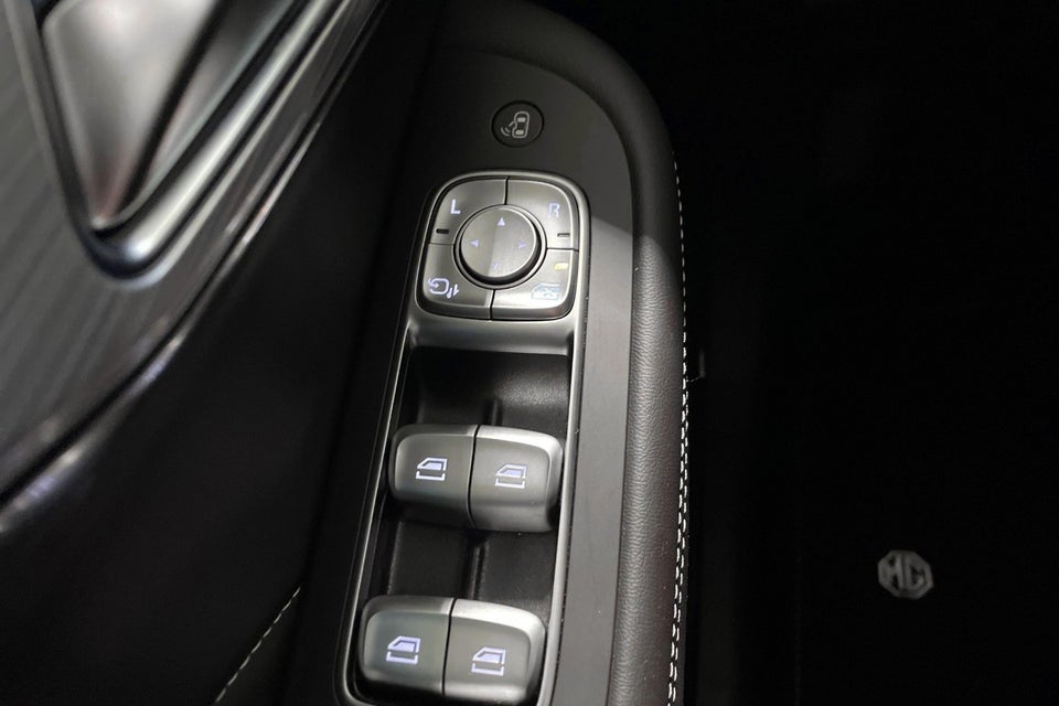 MG Marvel R Performance 5d