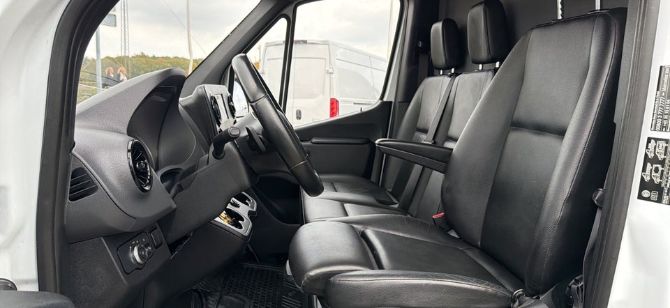 Mercedes Sprinter 317 2,0 CDi A2 Kassevogn aut. RWD