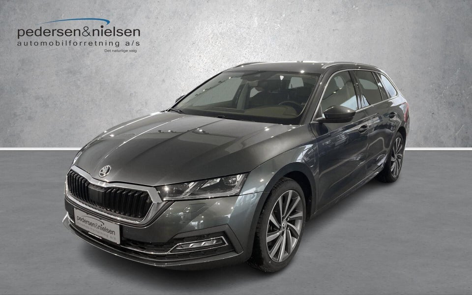 Skoda Octavia 1,4 TSi iV First Edition Combi DSG 5d