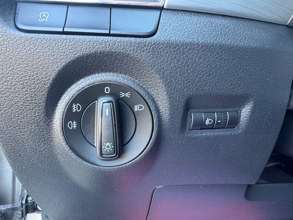 Skoda Fabia 1,0 TSi 110 Ambition Combi DSG 5d