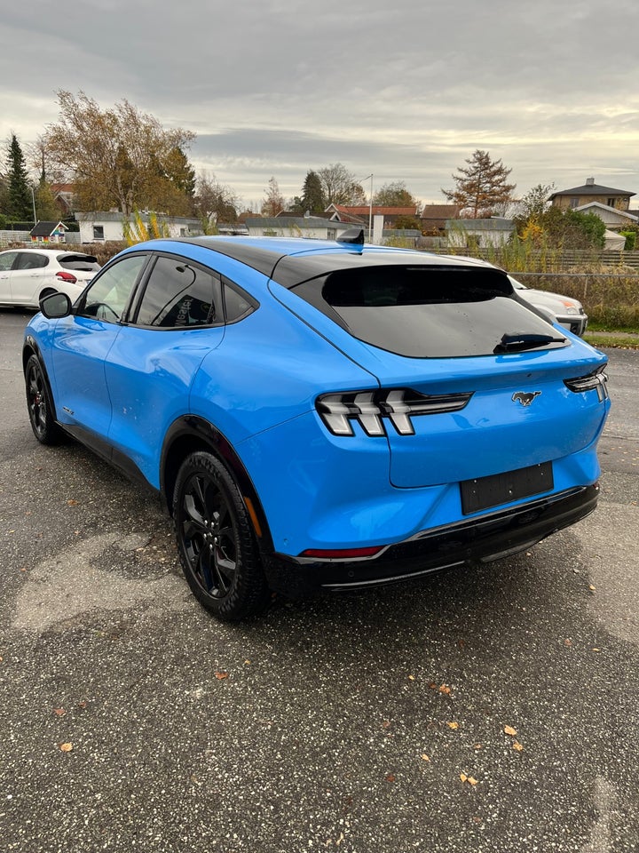 Ford Mustang Mach-E 98 Premium Extended Range 5d