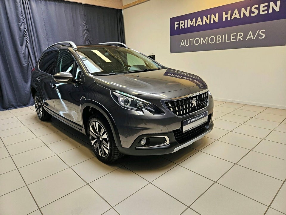 Peugeot 2008 1,2 PureTech 130 Allure Sky 5d