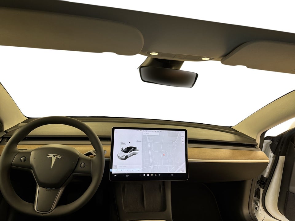 Tesla Model 3 Standard Range+ RWD 4d