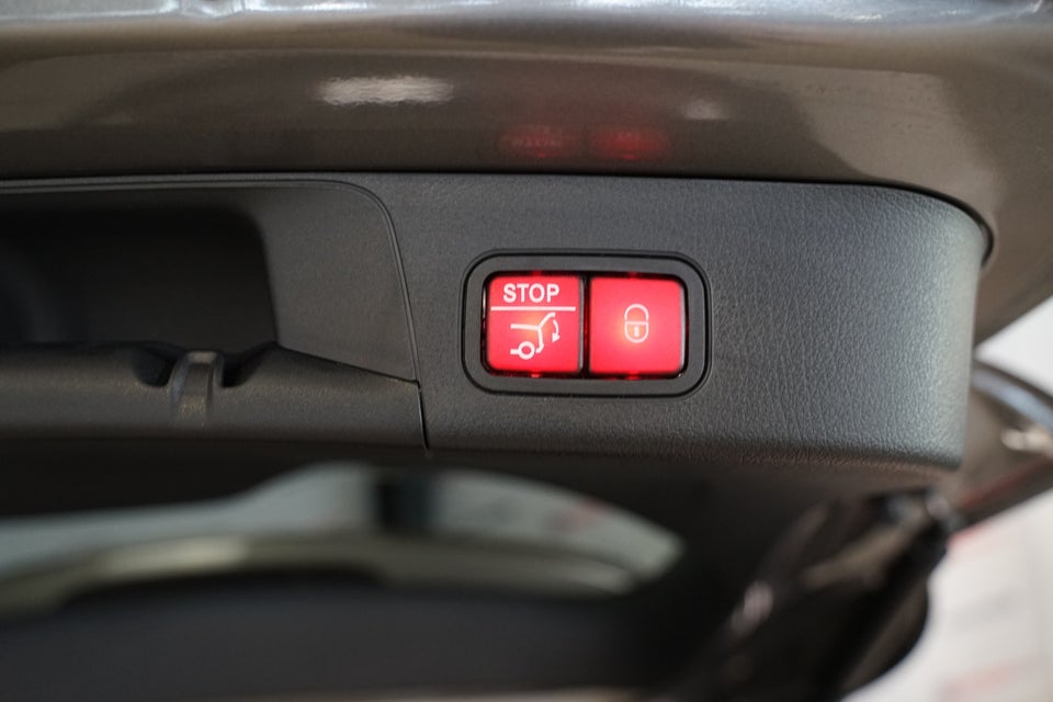 Mercedes EQB250+ AMG Line Van 5d