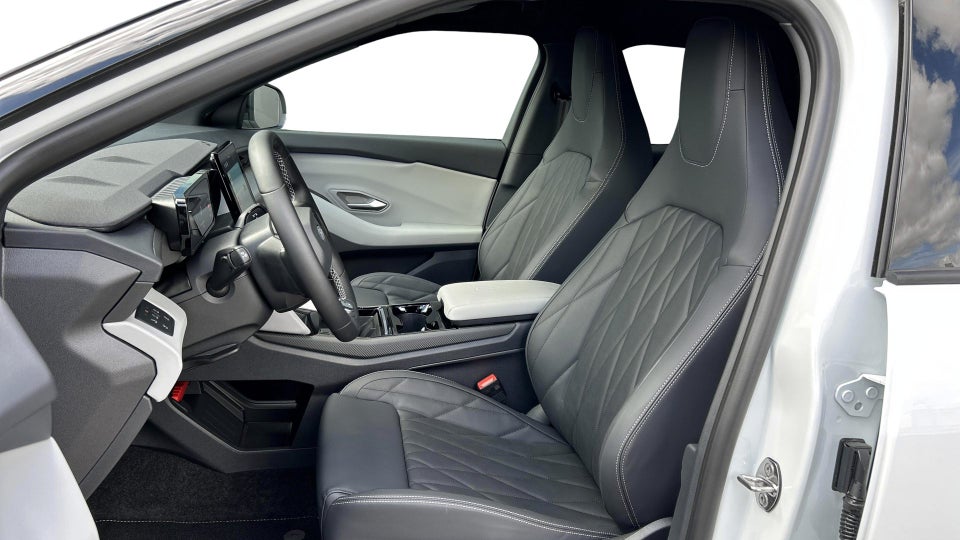 Ford Capri 82 Premium Extended Range 5d