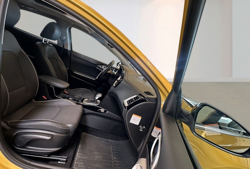 Kia XCeed 1,6 PHEV Upgrade Intro DCT 5d