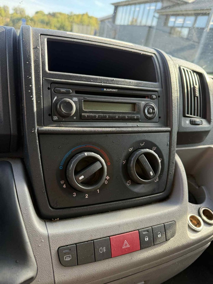 Fiat Ducato 33 2,3 JTD 120 Mandskabsvogn m/lad 4d